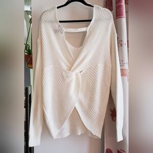 M Open Back Sweater w Knot